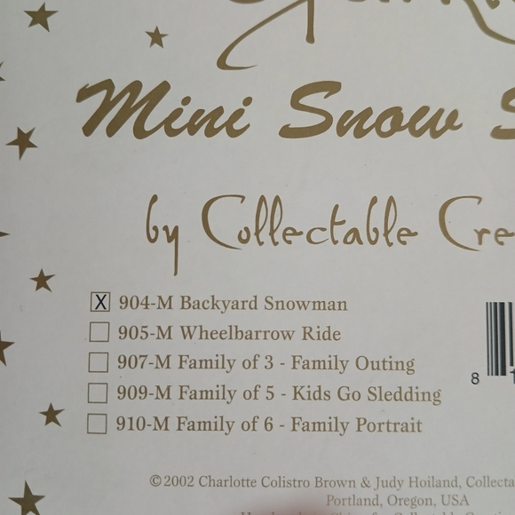 Christmas Decor Collectable Creations Backyard Snowman Wood Fabric Figurine New - Picture 9 of 13